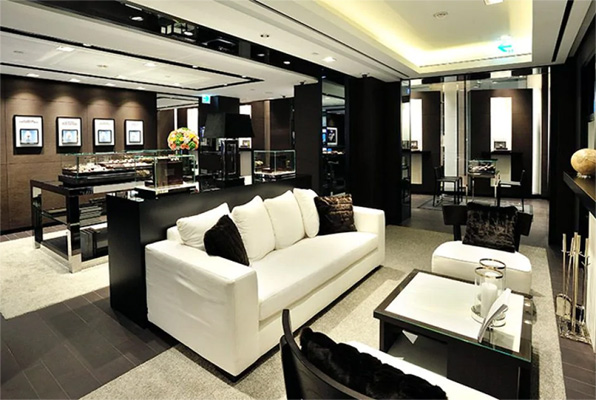 四川乐山万国专修店在哪里